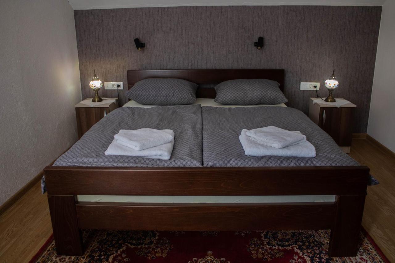 Holiday Residence Buric Visoko Bagian luar foto