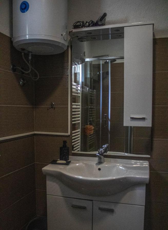 Holiday Residence Buric Visoko Bagian luar foto